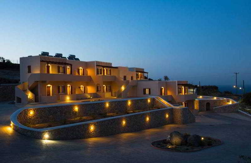 Moonlight Apartments Santorini main