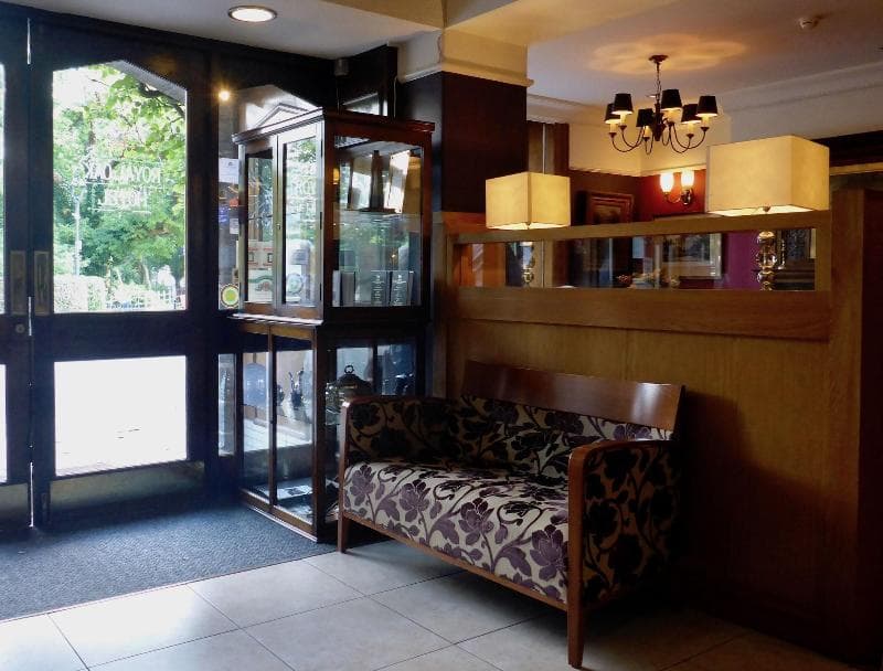The Royal Oak Hotel 5