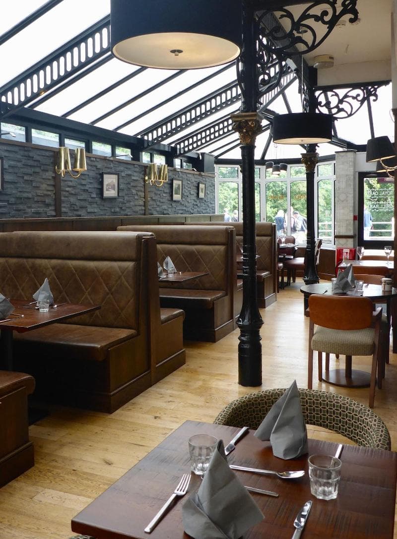 The Royal Oak Hotel 3