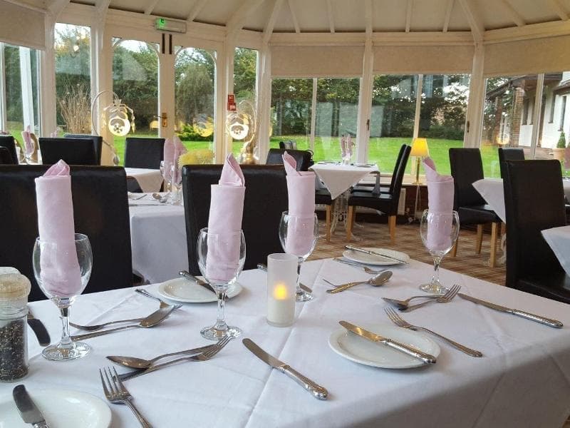 Apple Tree Hotel 3