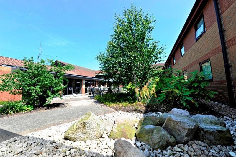 Burleigh Court Hotel 2