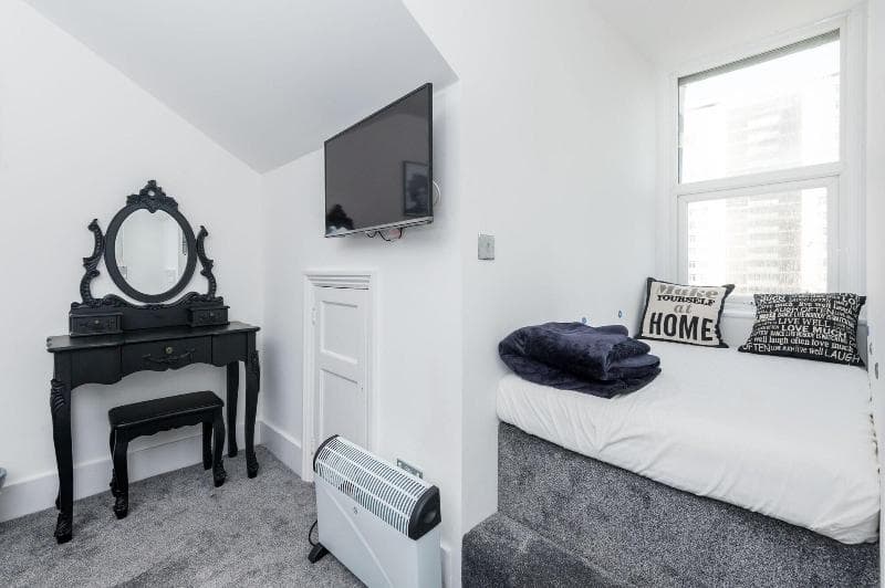 Westbourne 3
