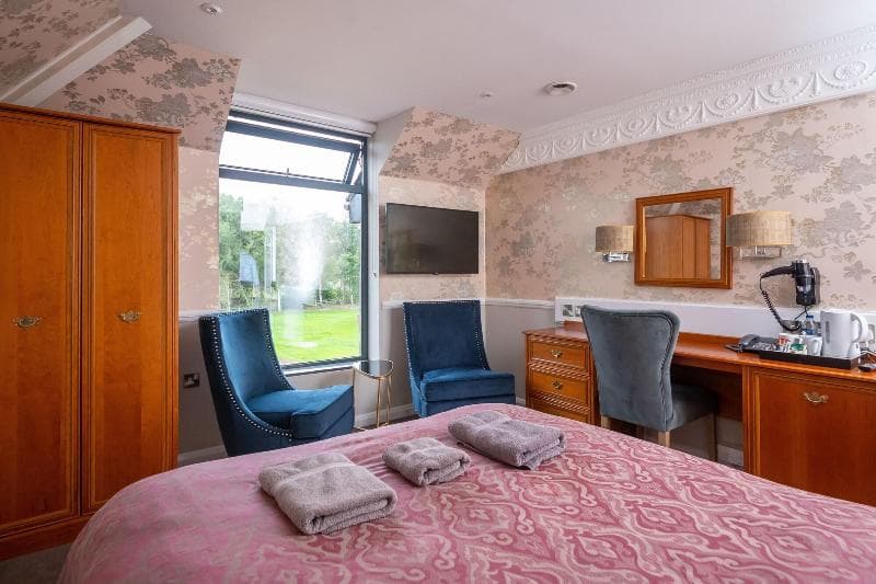 Manor House Hotel & Spa 3