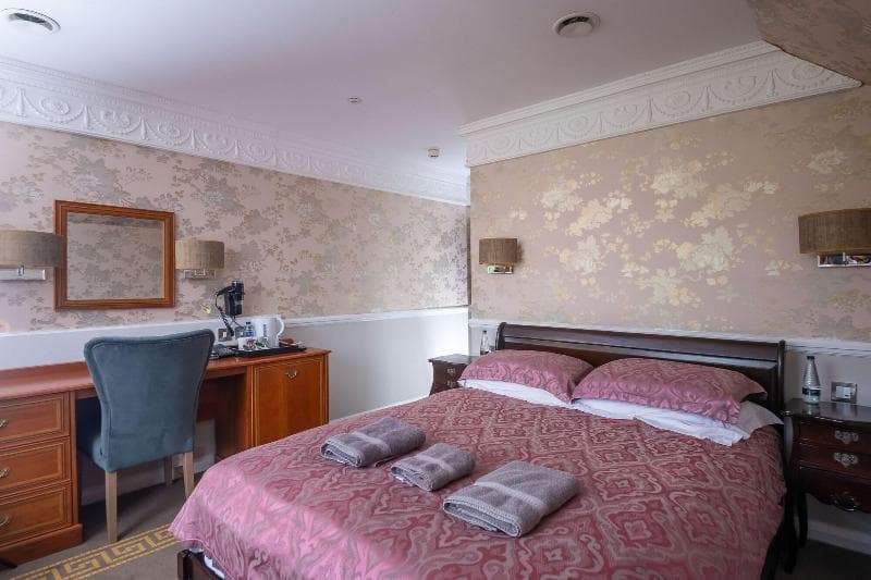Manor House Hotel & Spa 4
