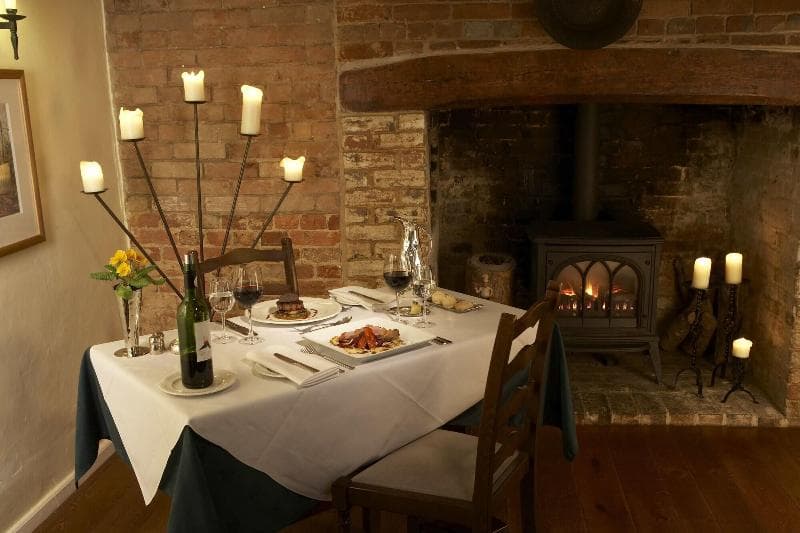 Yalbury Cottage Restaurant photo 1