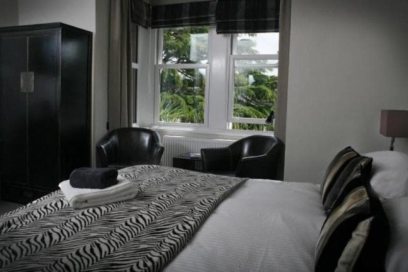 Townhouse Rooms 2
