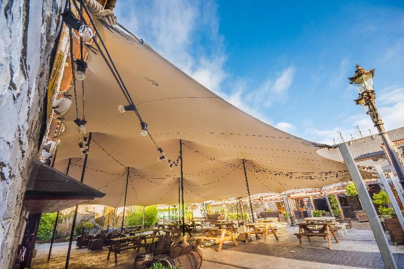 Court Yard Hotel 5