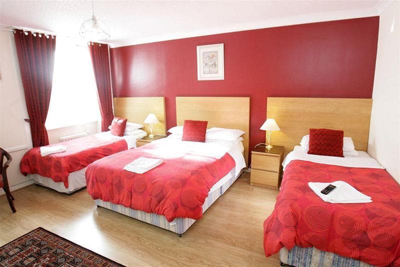The Clifton Hotel 4