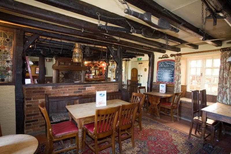 The Lifeboat Inn main