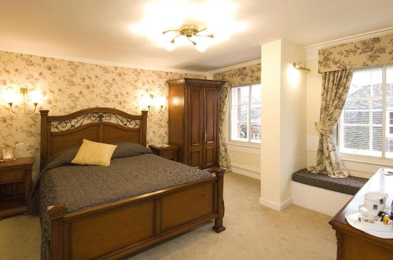 Kings Arms & Royal Hotel 4