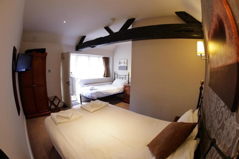 Original White Hart Ringwood 4