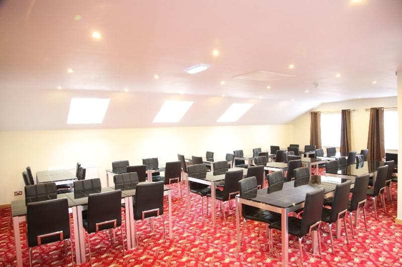 Cambridge Hotel photo 1