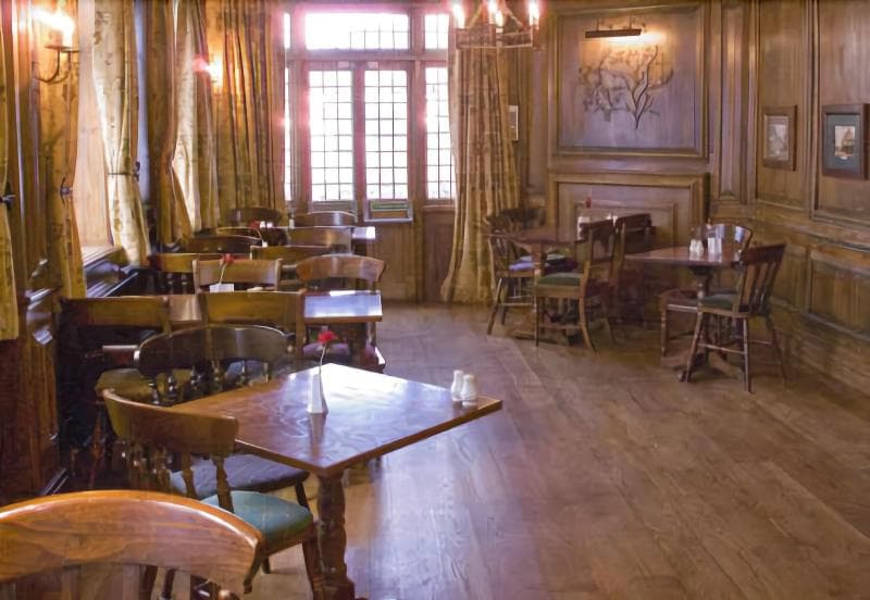 White Hart 4