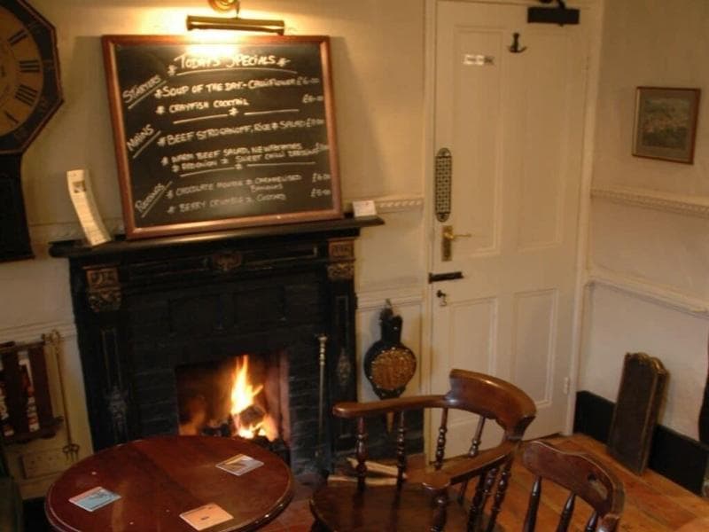 The Red Lion Inn Hinxton 5
