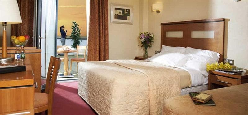 Tara Hotel 5