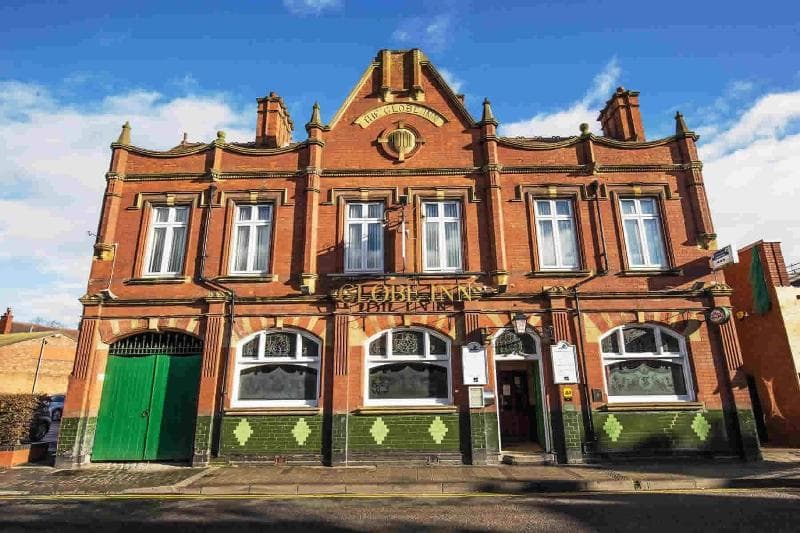 The Globe Inn 5