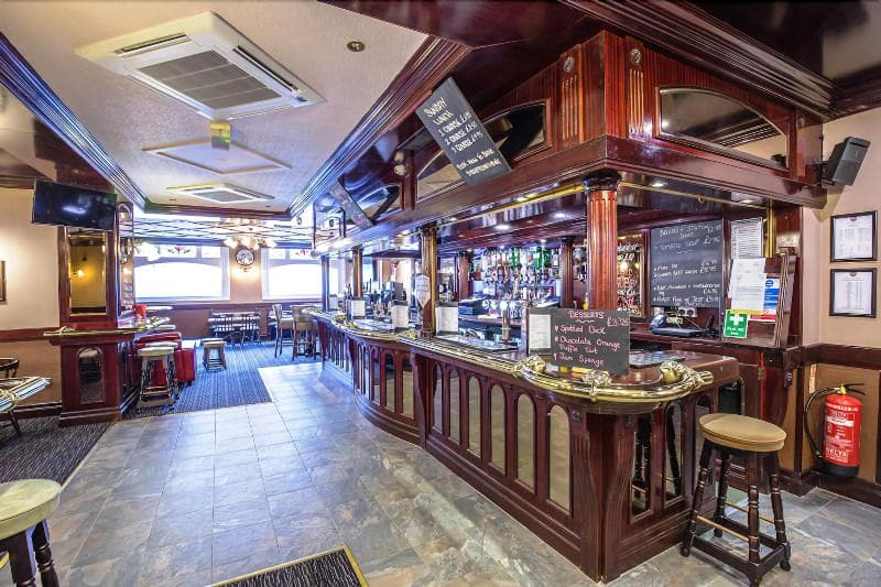 The Globe Inn main