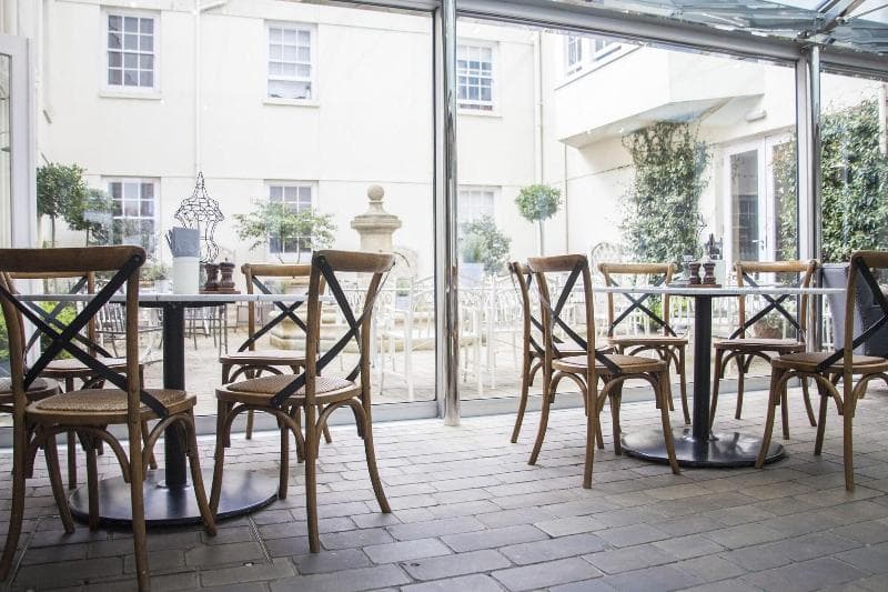 The Grosvenor Arms photo 1