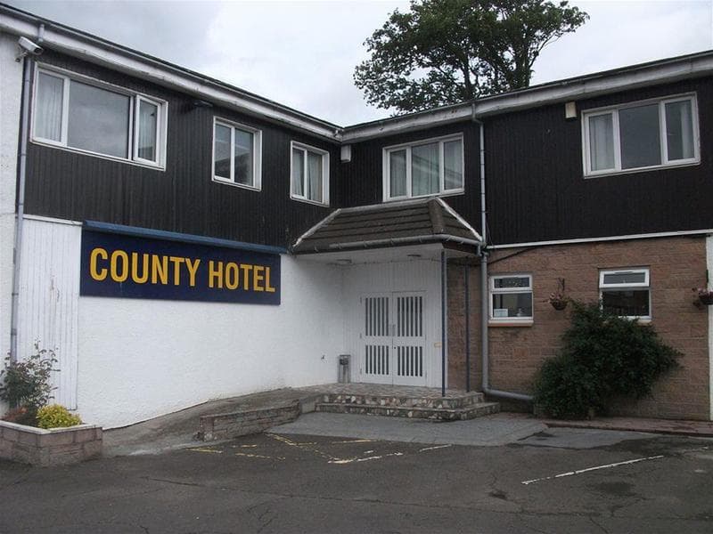 The County Hotel 4