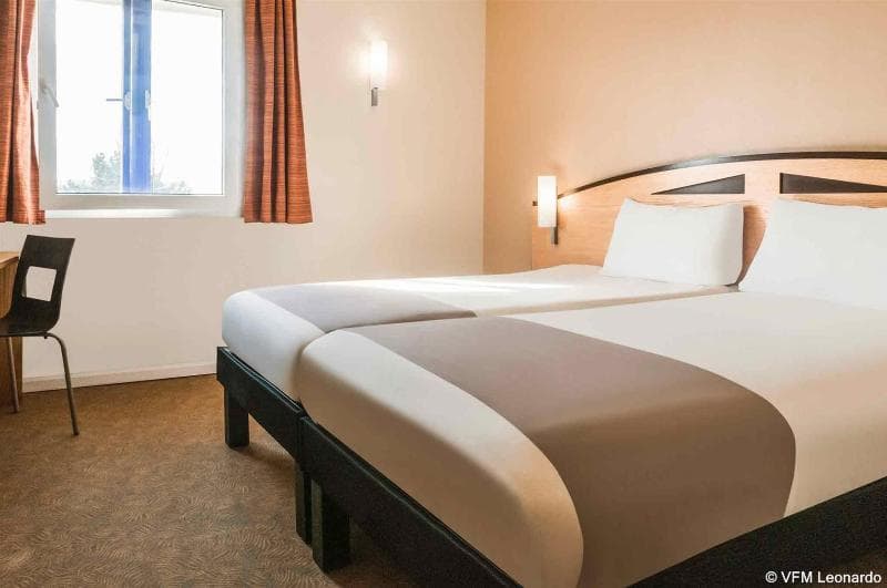 Ibis Chesterfield Centre - Market Town 3