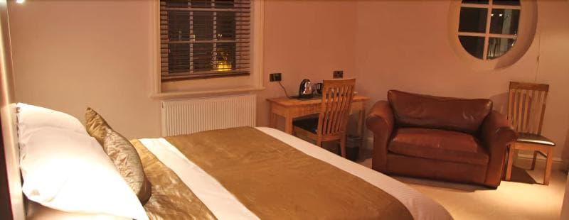 Castle Hotel photo 1