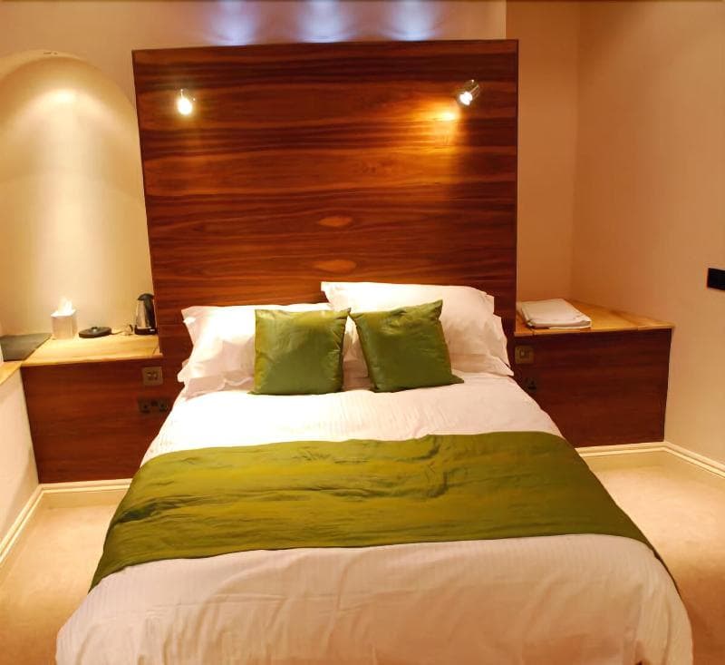 Castle Hotel 4