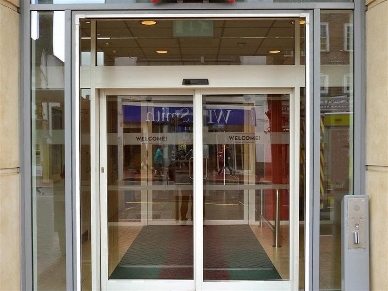 ibis Reading Centre 3