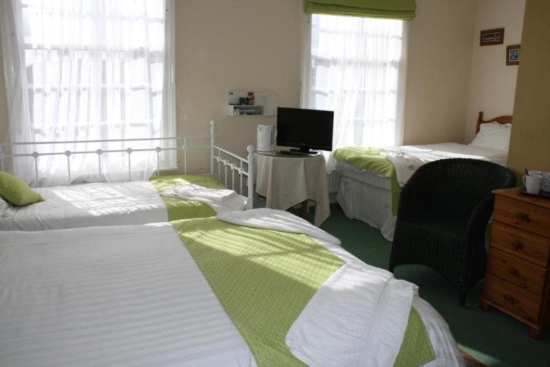 Holgate Bridge Hotel main