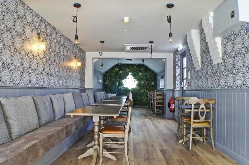 Oyo Tamworth Arms Boutique Pub & Hotel 4