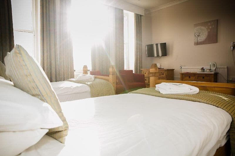 Cumberland Hotel 3