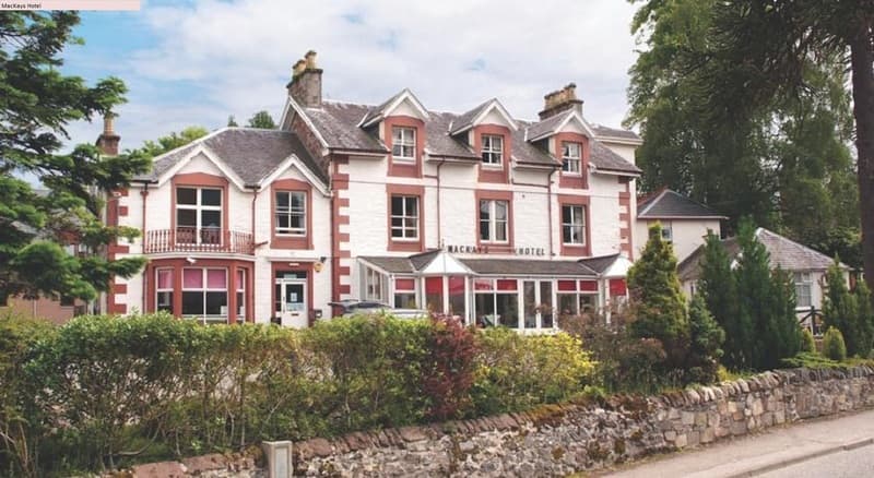 Mackay's Spa Lodge Hotel 4
