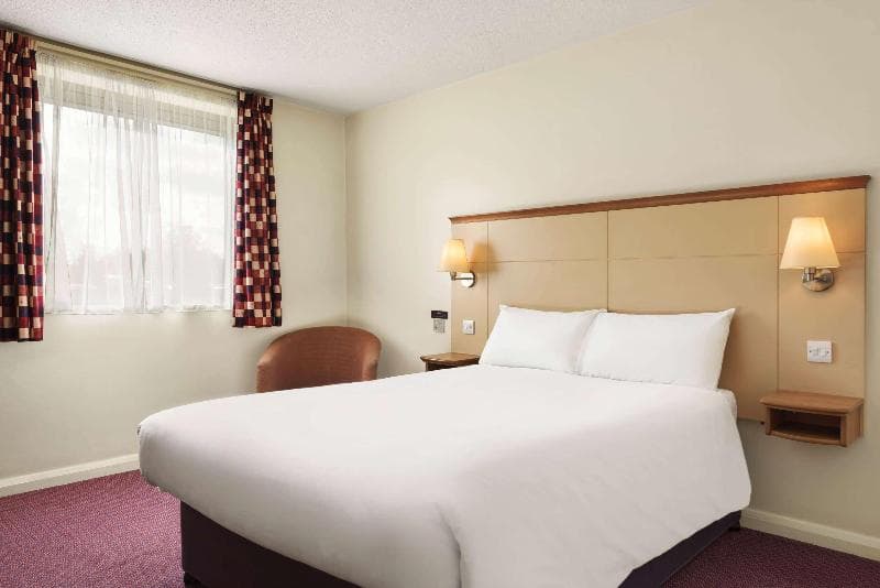 Days Inn By Wyndham Cannock Norton Canes M6 Toll 3