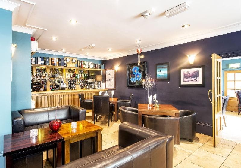 Dovedale Hotel And Restaurant main