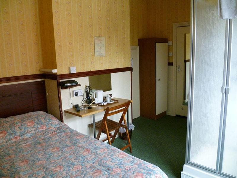 Rollason Wood Hotel 3