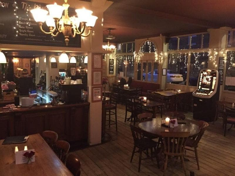 The Kings Arms main