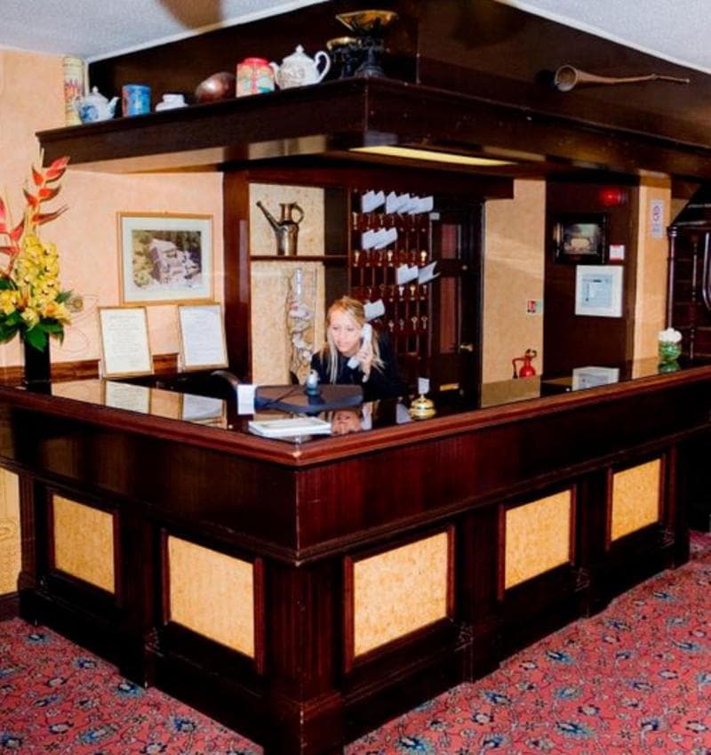 The Sitwell Arms Hotel 5