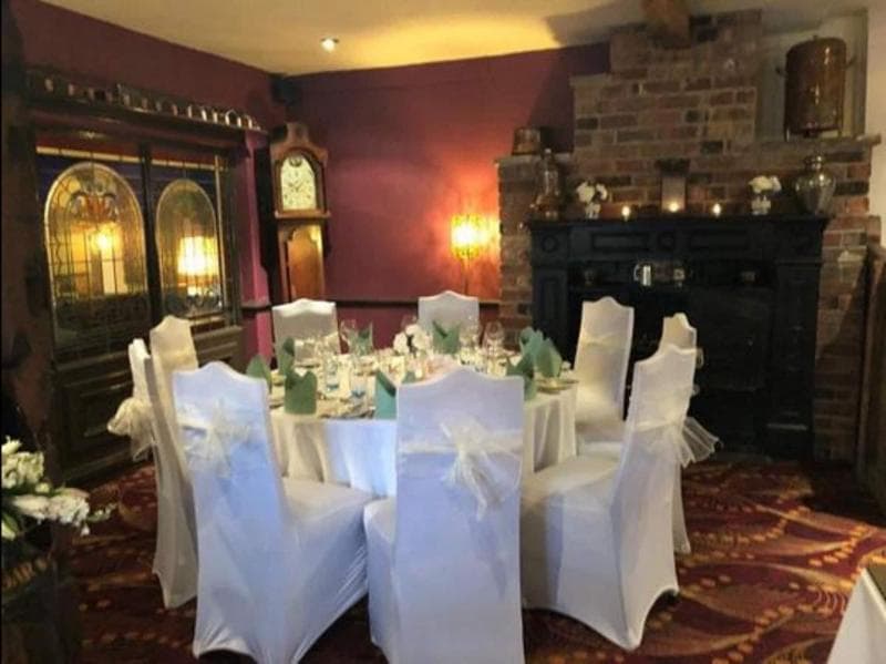 The Sitwell Arms Hotel 3