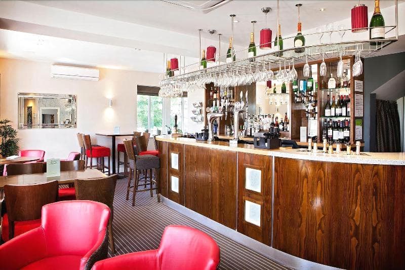 315 Bar And Restaurant main