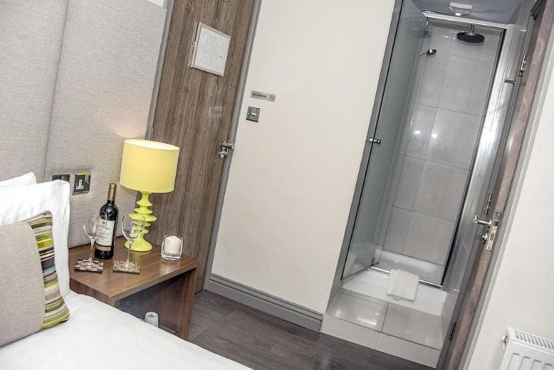 Base Serviced Apartments - City Road 4