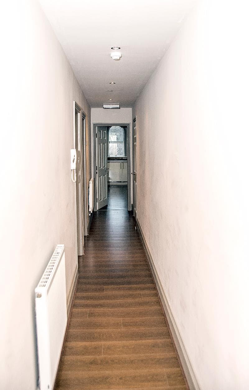 Base Serviced Apartments - Sir Thomas Street 3