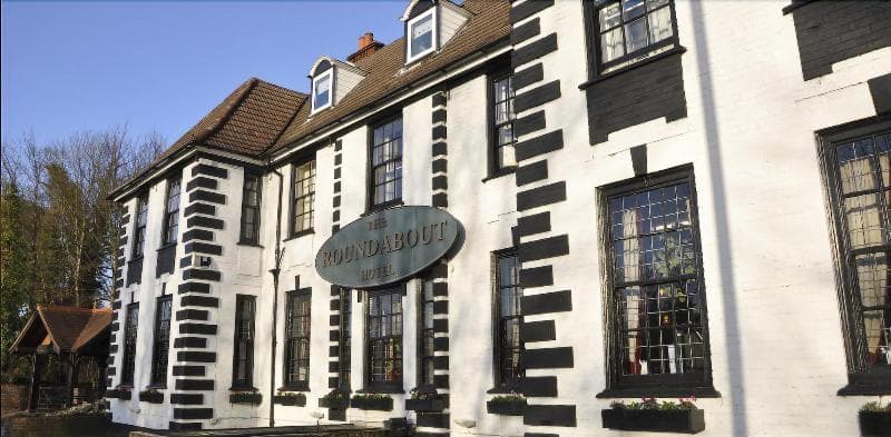 The Roundabout Hotel 3