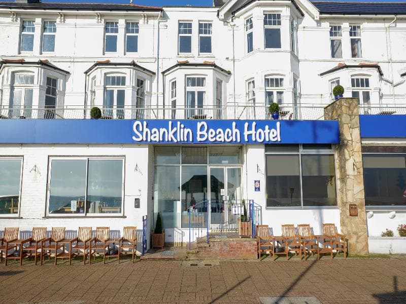Oyo Shanklin Beach Hotel 3