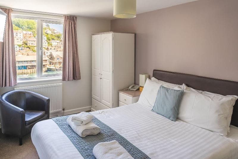 Portbyhan Hotel 3