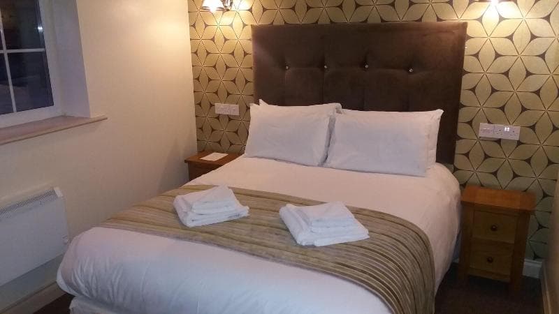 The Moseley Arms Hotel 4