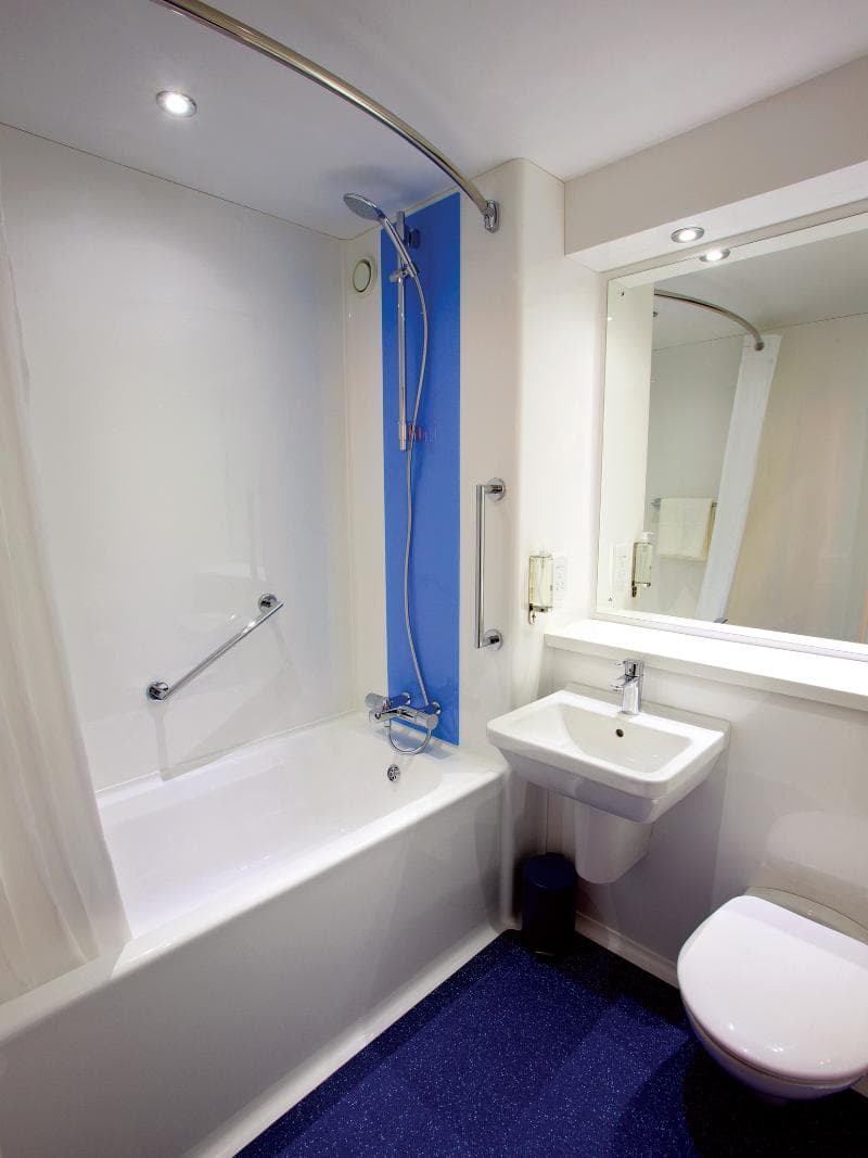 Travelodge Birmingham Yardley 4