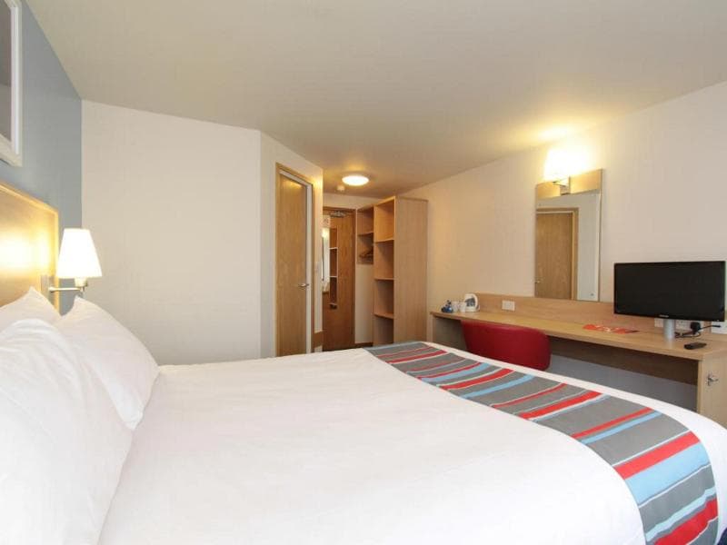 Travelodge Windsor Central 2