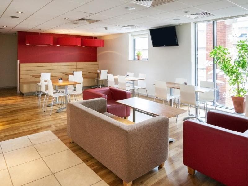 Travelodge High Wycombe Central 2