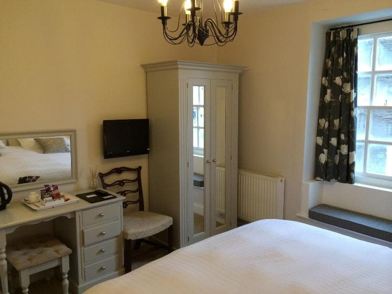 Dragon Inn Crickhowell 5