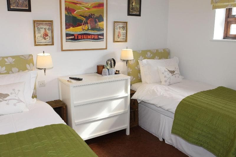 The Compasses Inn 4