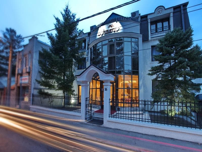 Garni Hotel Vozarev photo 1